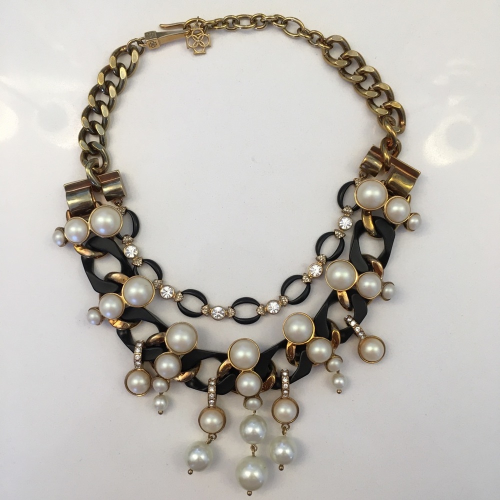 Ann Taylor Pearl Necklace